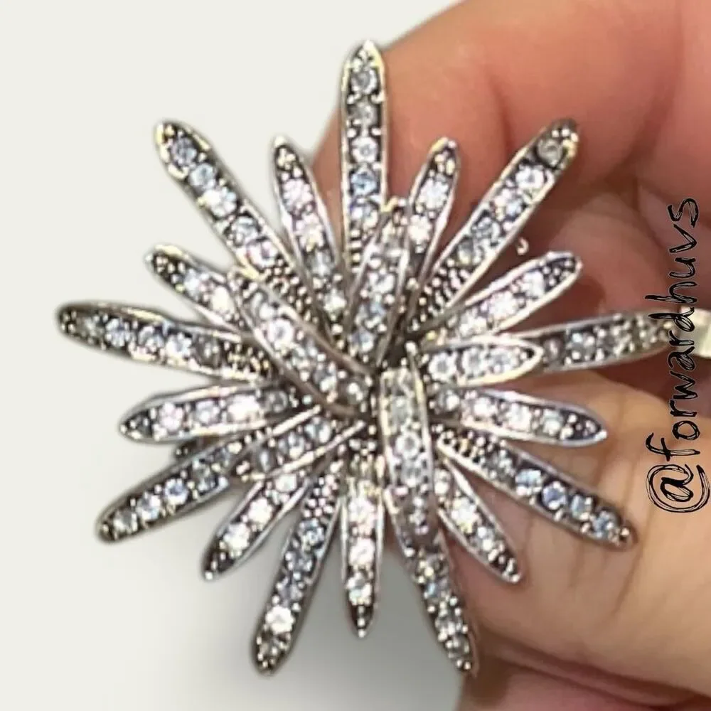 No Brand this brooch